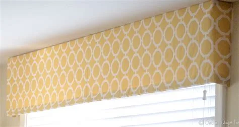 Flat valance