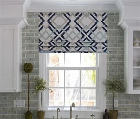Mock roman valance