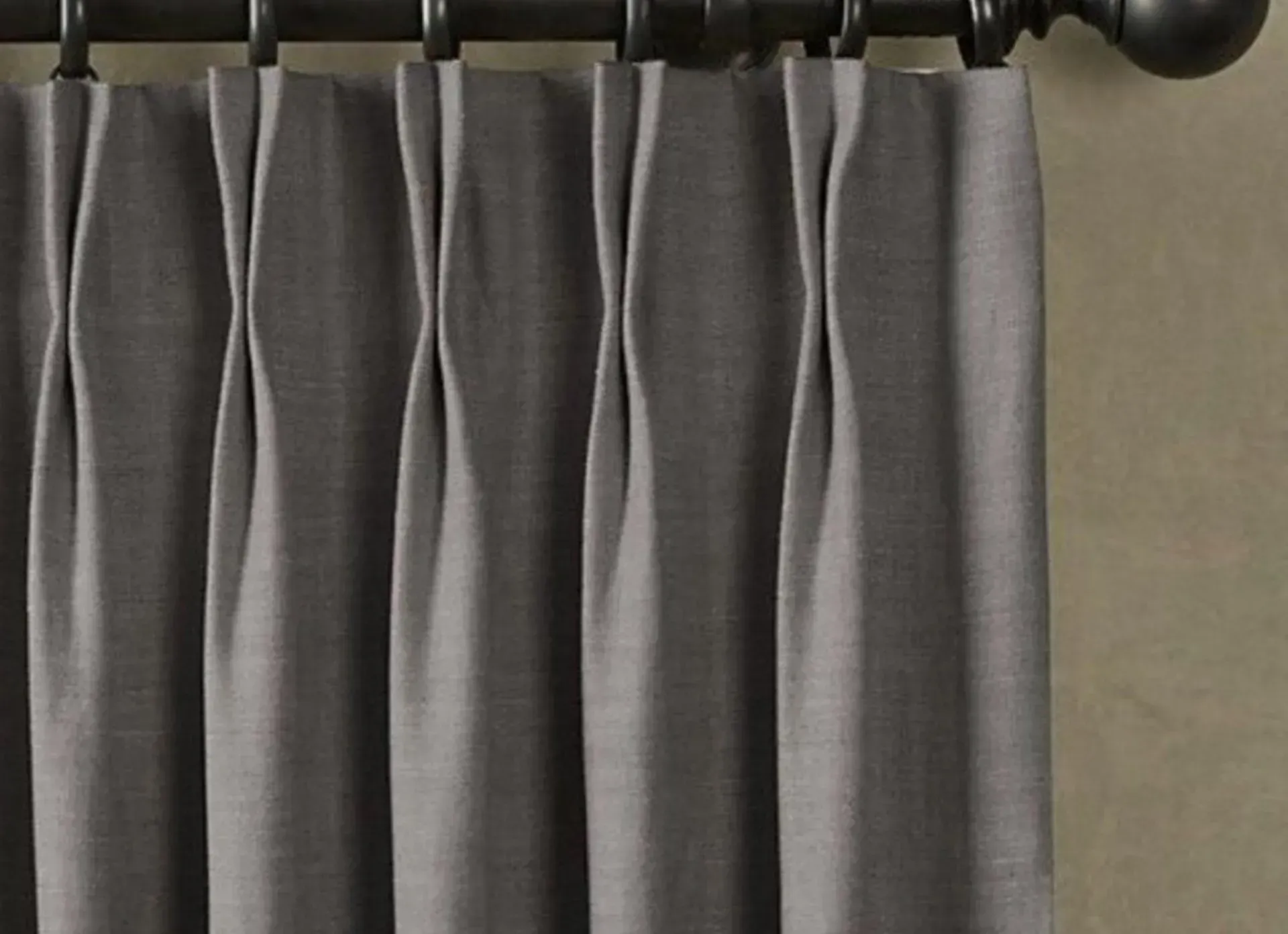 DRAPERY Two-Finger Pinch-Pleat Drapes